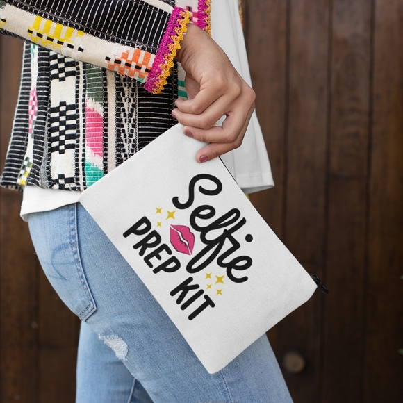 11. Zipper pouch for makeup cute and stylish - Picture 1 of 1